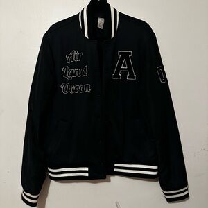 Alo Yoga G.O.A.T Jacket unisex size Medium